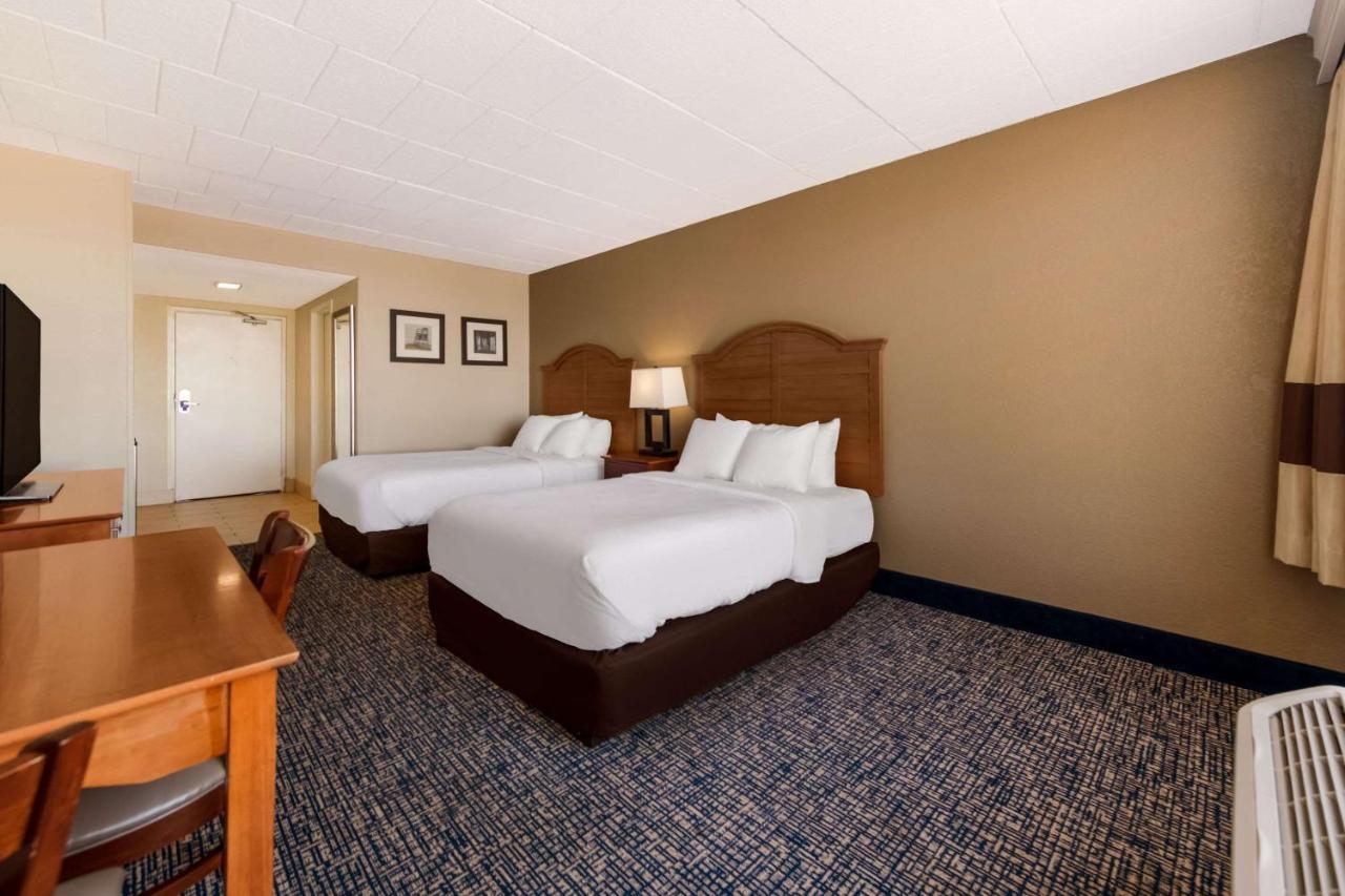 Comfort Inn South Oceanfront Nags Head Exterior photo