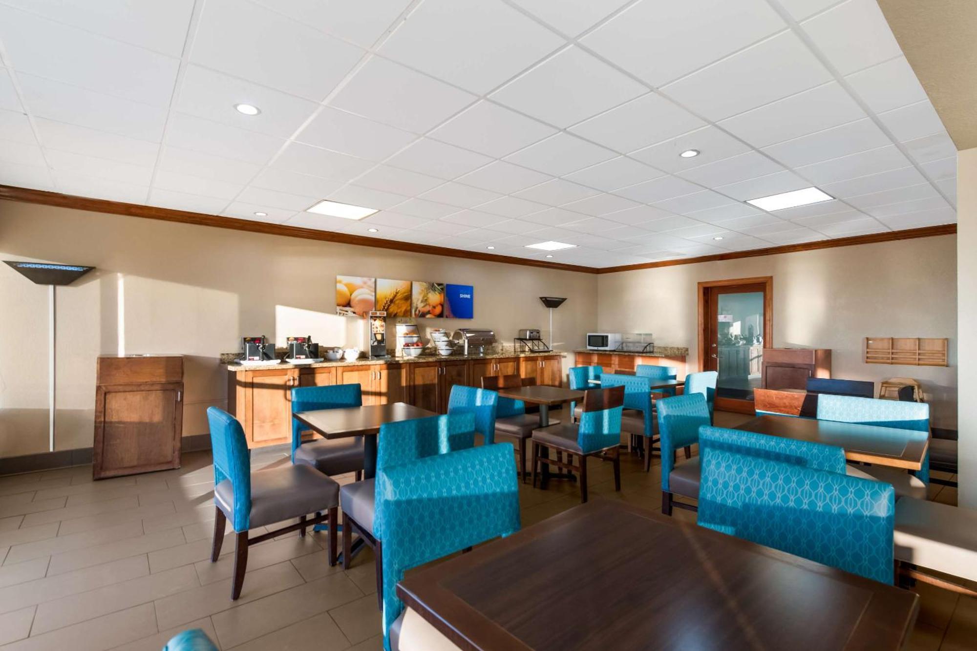 Comfort Inn South Oceanfront Nags Head Exterior photo