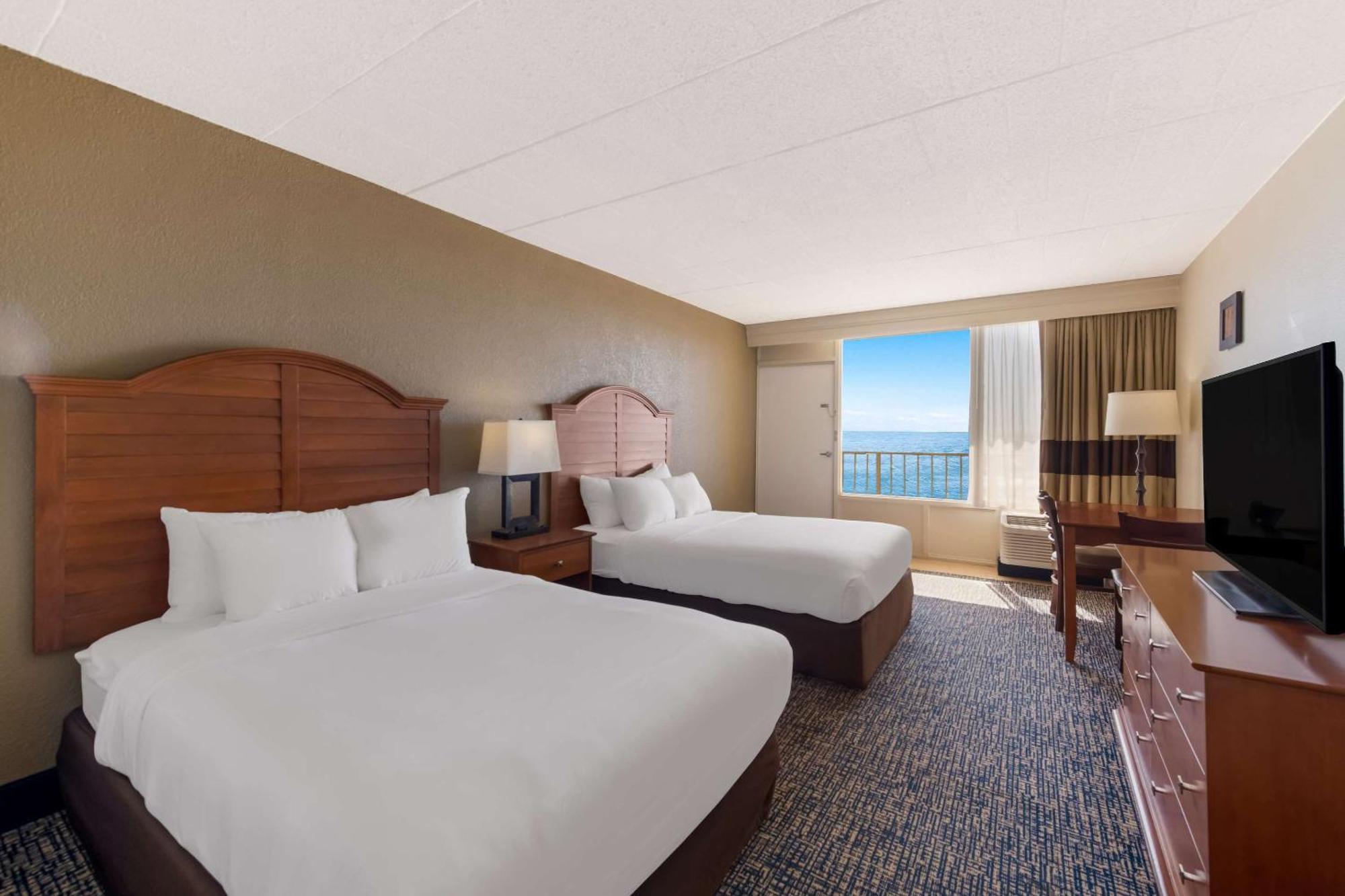Comfort Inn South Oceanfront Nags Head Exterior photo