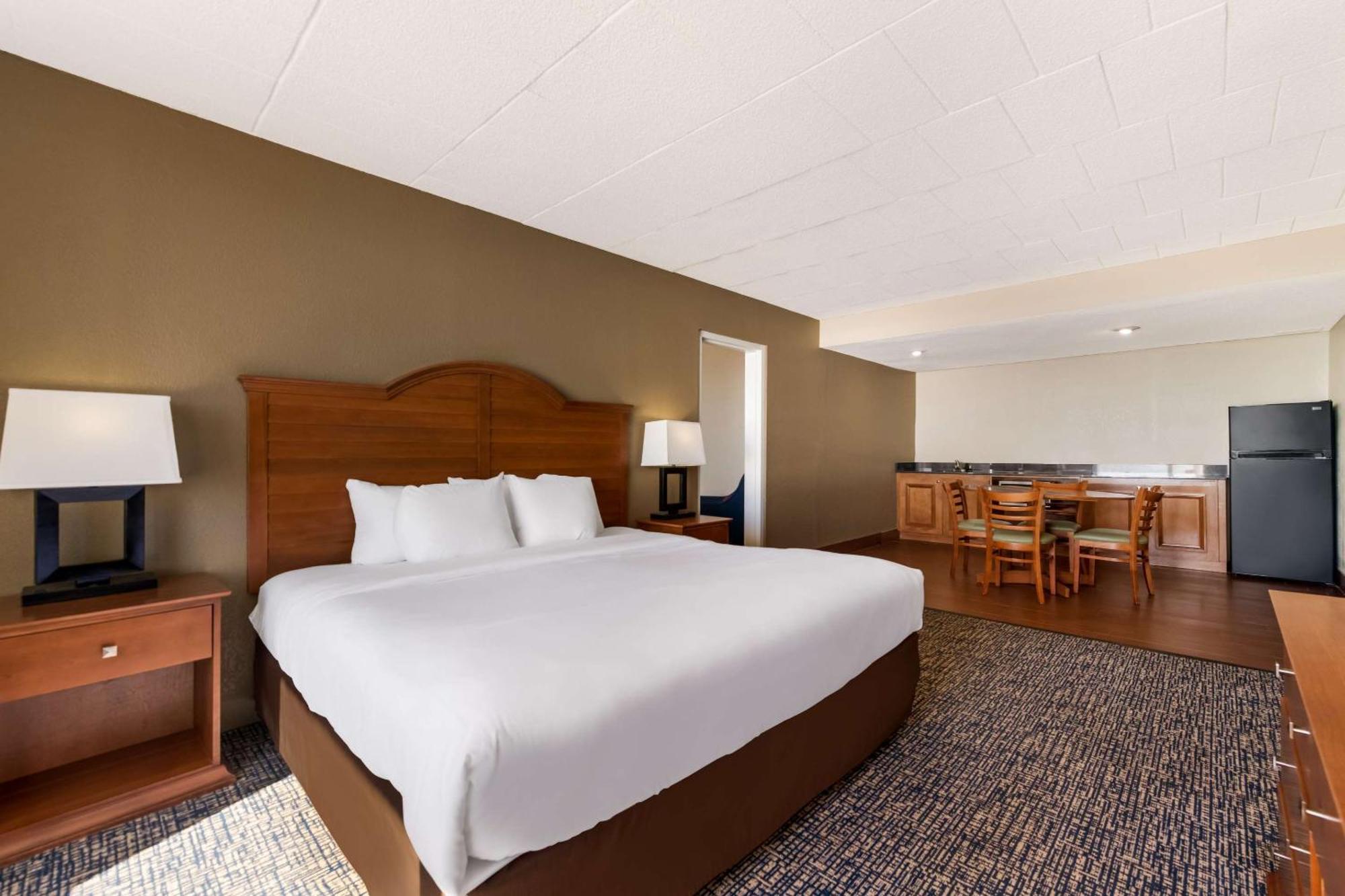 Comfort Inn South Oceanfront Nags Head Exterior photo