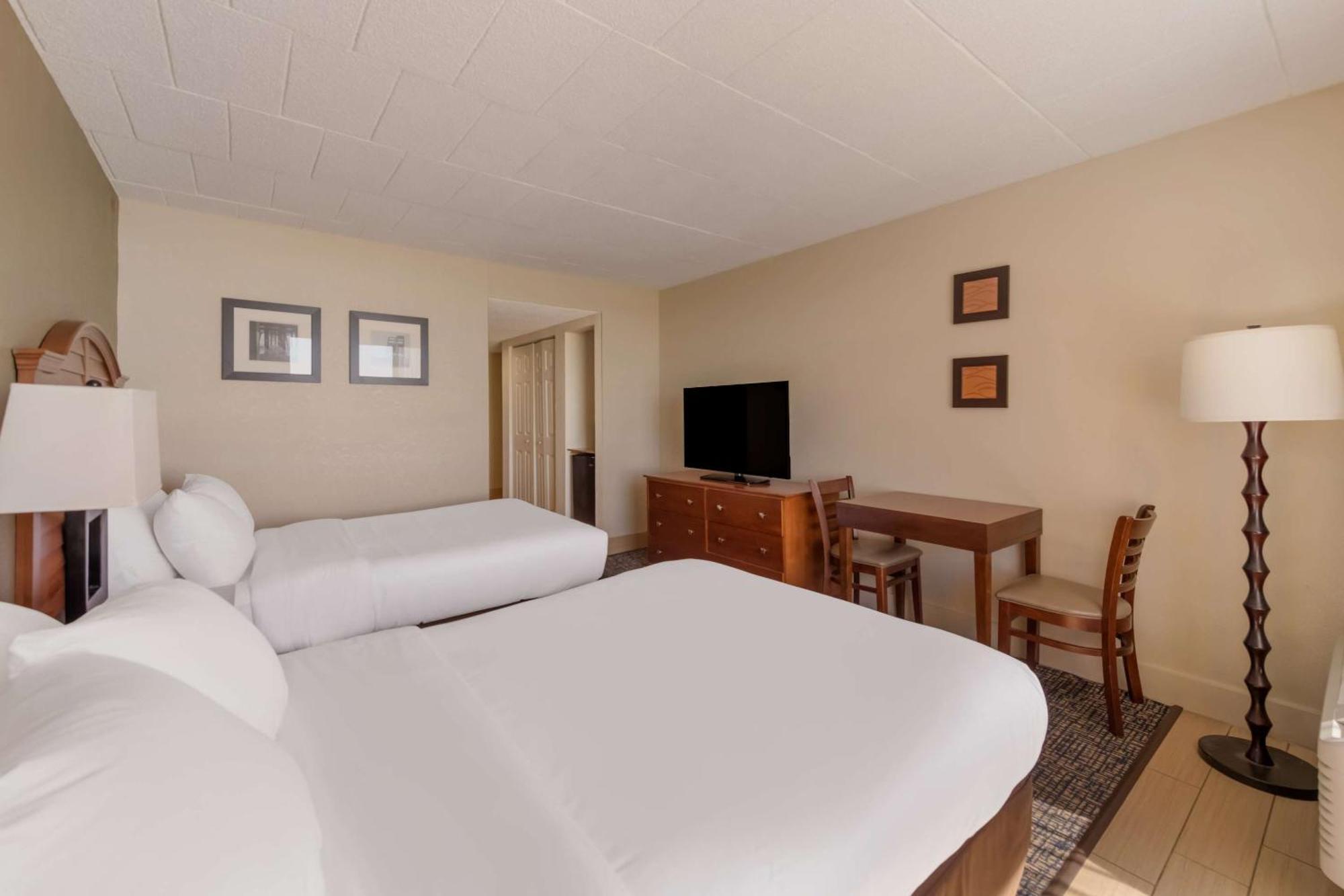Comfort Inn South Oceanfront Nags Head Exterior photo