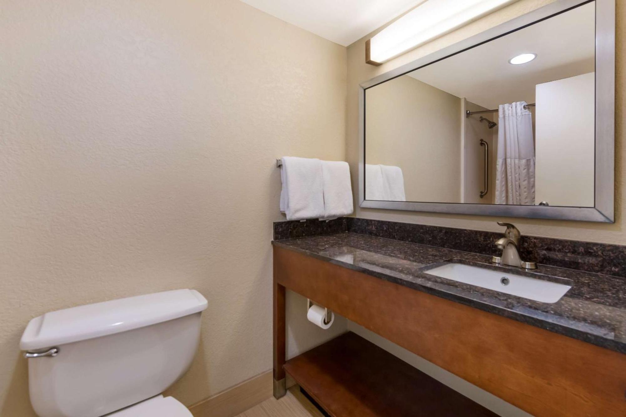 Comfort Inn South Oceanfront Nags Head Exterior photo