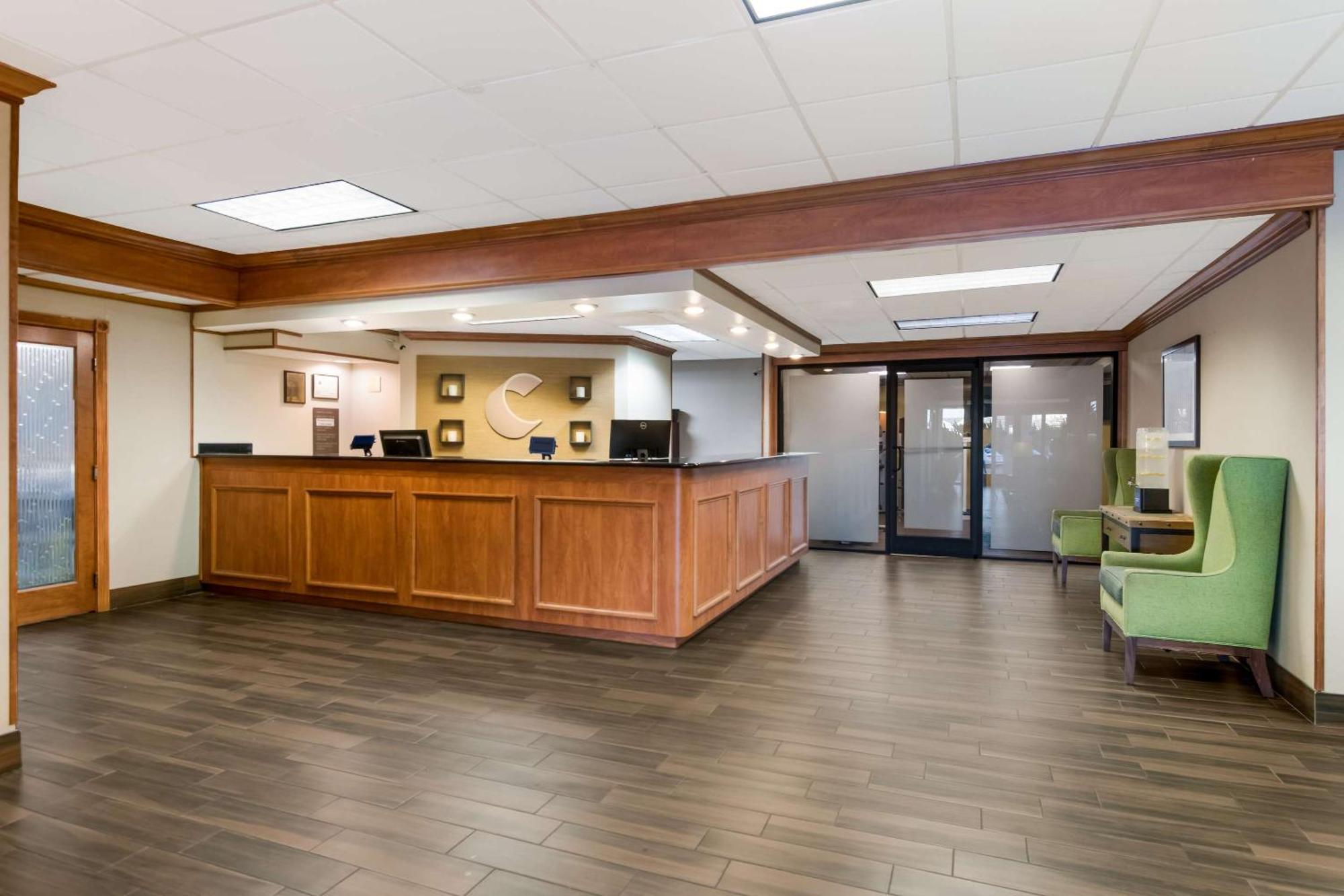 Comfort Inn South Oceanfront Nags Head Exterior photo